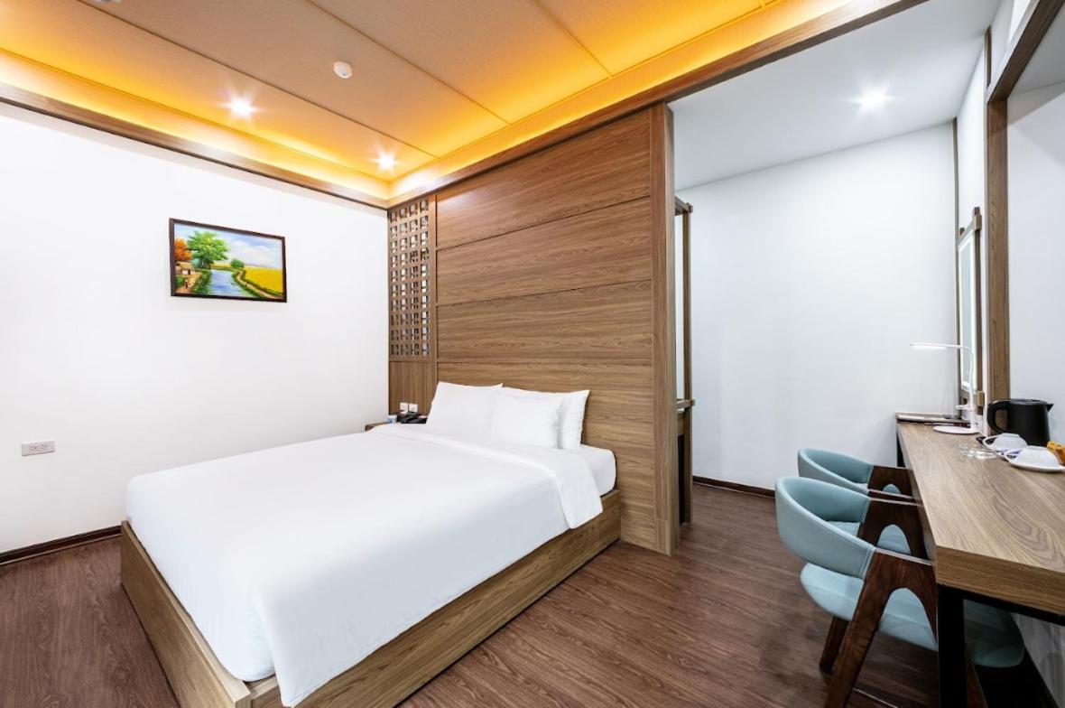 A25 Hotel - 21 Nghia Tan Hanoi Esterno foto